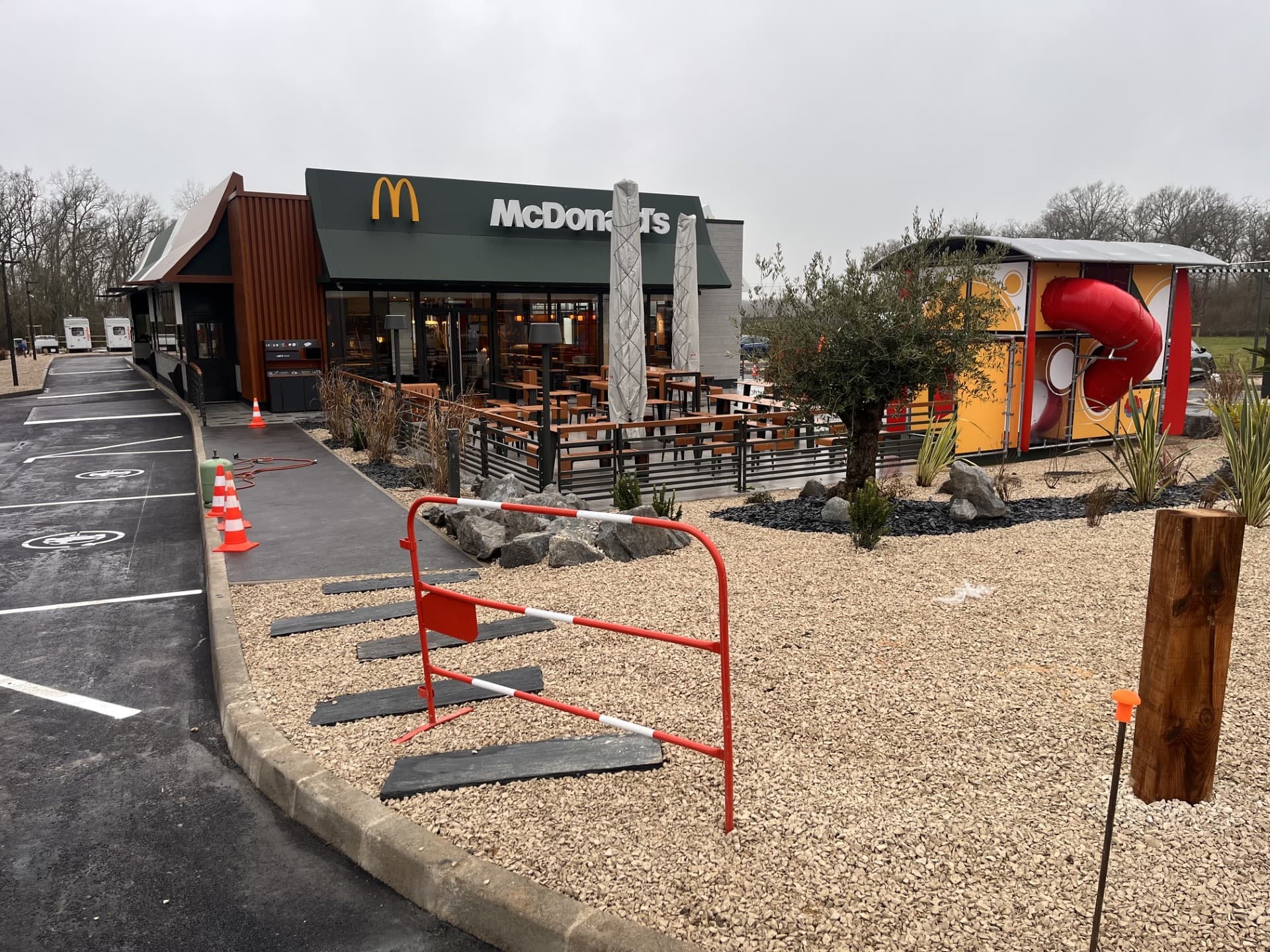 MacDonald's Chaulgnes — Après travaux — SAS Damioli
